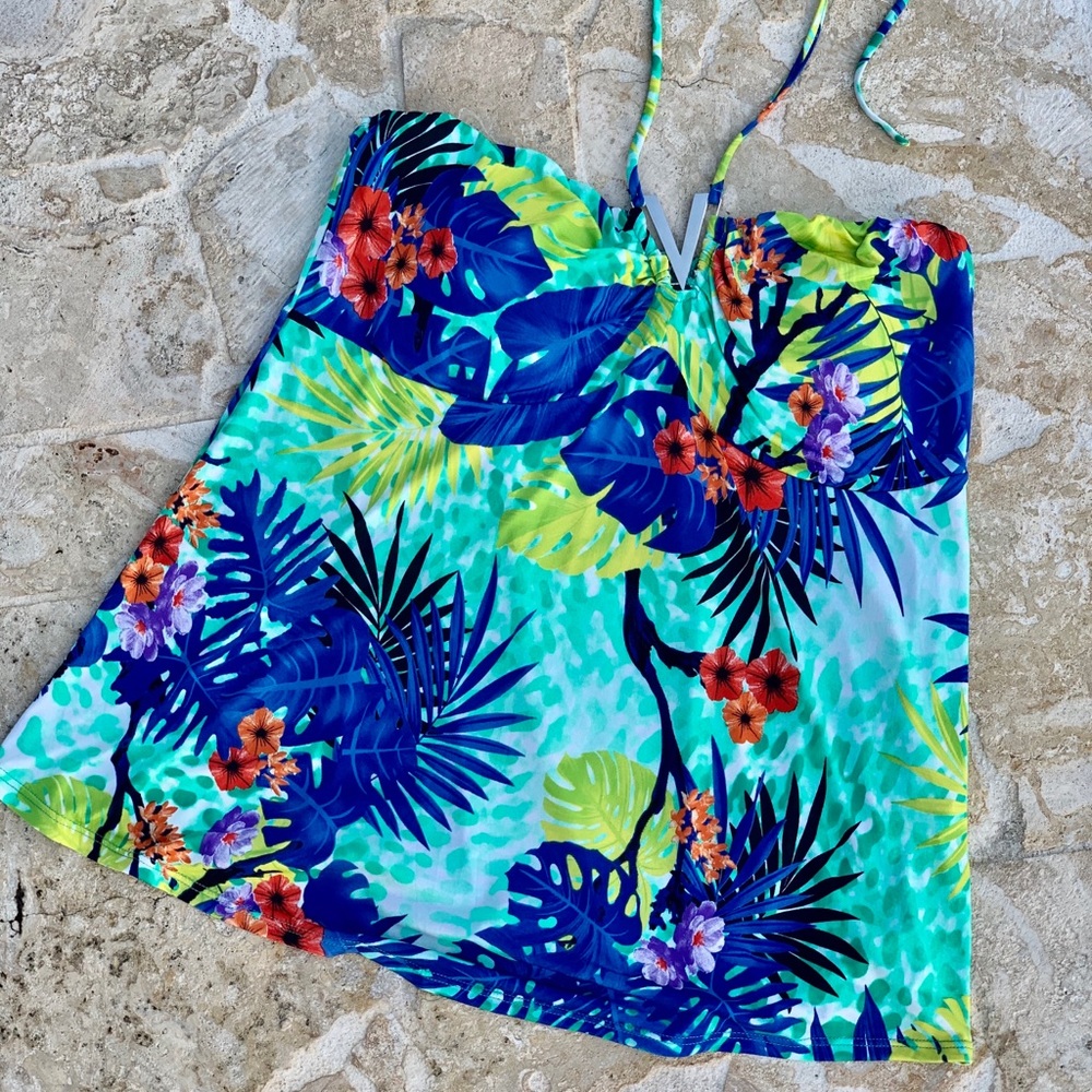 Womens Plus Tropical Top